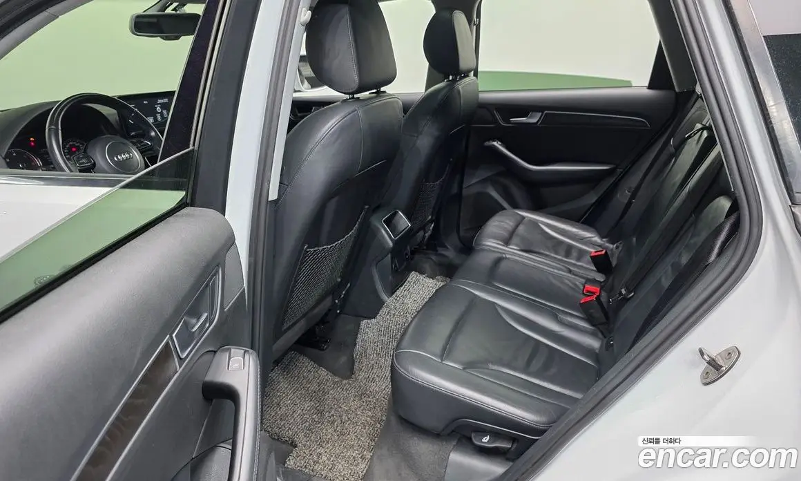Audi Q5 2016 2.0 автомат (гидро), фото 12