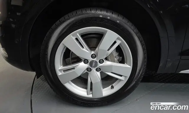 Audi Q5 2020 2.0 автомат (гидро), миниатюра 4