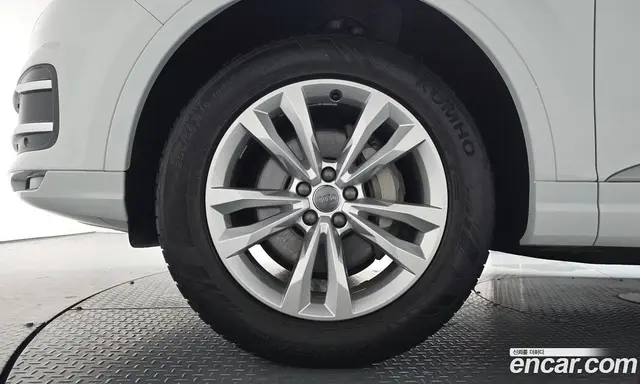 Audi Q7 2019 2.0 автомат (гидро), миниатюра 4 Audi Q7 2019 2.0 автомат (гидро), миниатюра 4