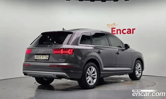 Audi Q7 2019 2.0 автомат (гидро), миниатюра 2 Audi Q7 2019 2.0 автомат (гидро), миниатюра 2