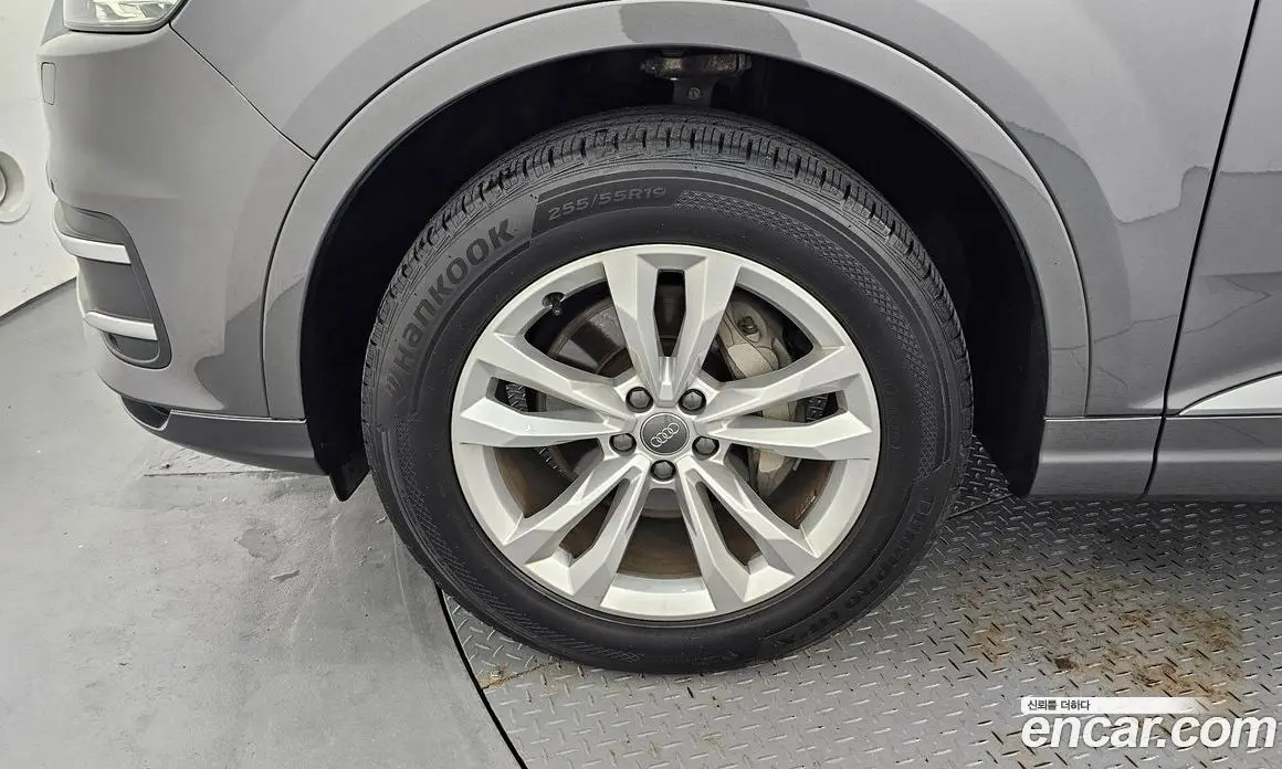 Audi Q7 2019 2.0 автомат (гидро), фото 5 Audi Q7 2019 2.0 автомат (гидро), фото 5