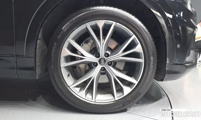 Audi Q8 2022 3.0 автомат (гидро), миниатюра 7