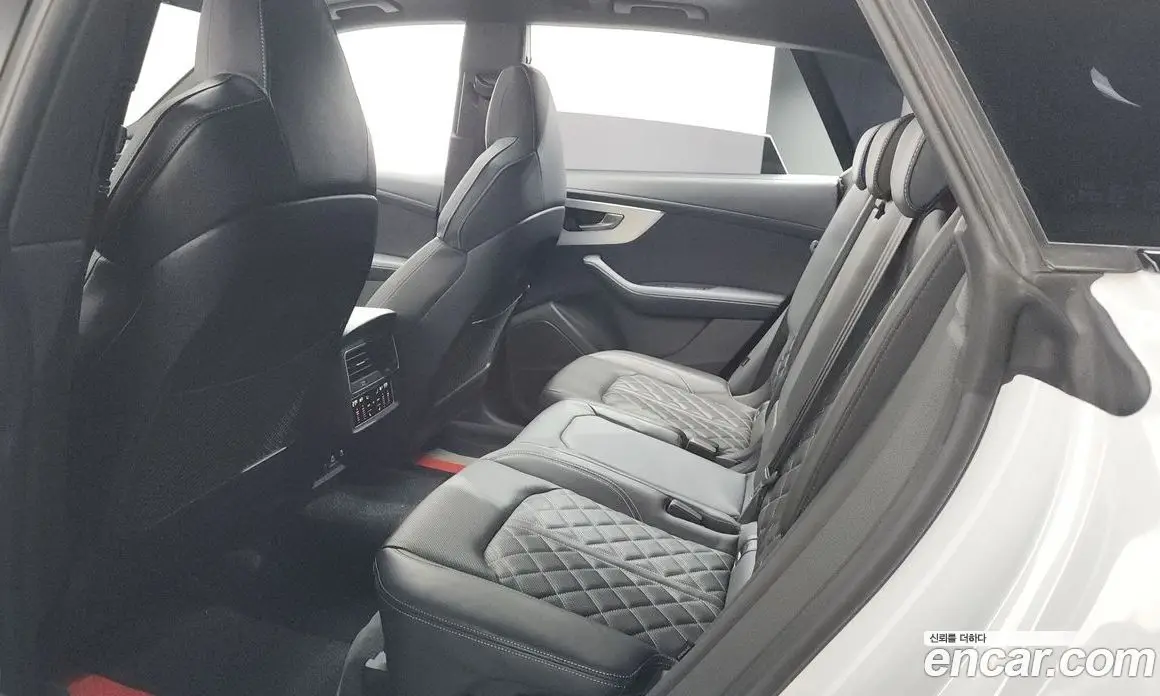 Audi Q8 2023 3.0 автомат (гидро), фото 17 Audi Q8 2023 3.0 автомат (гидро), фото 17