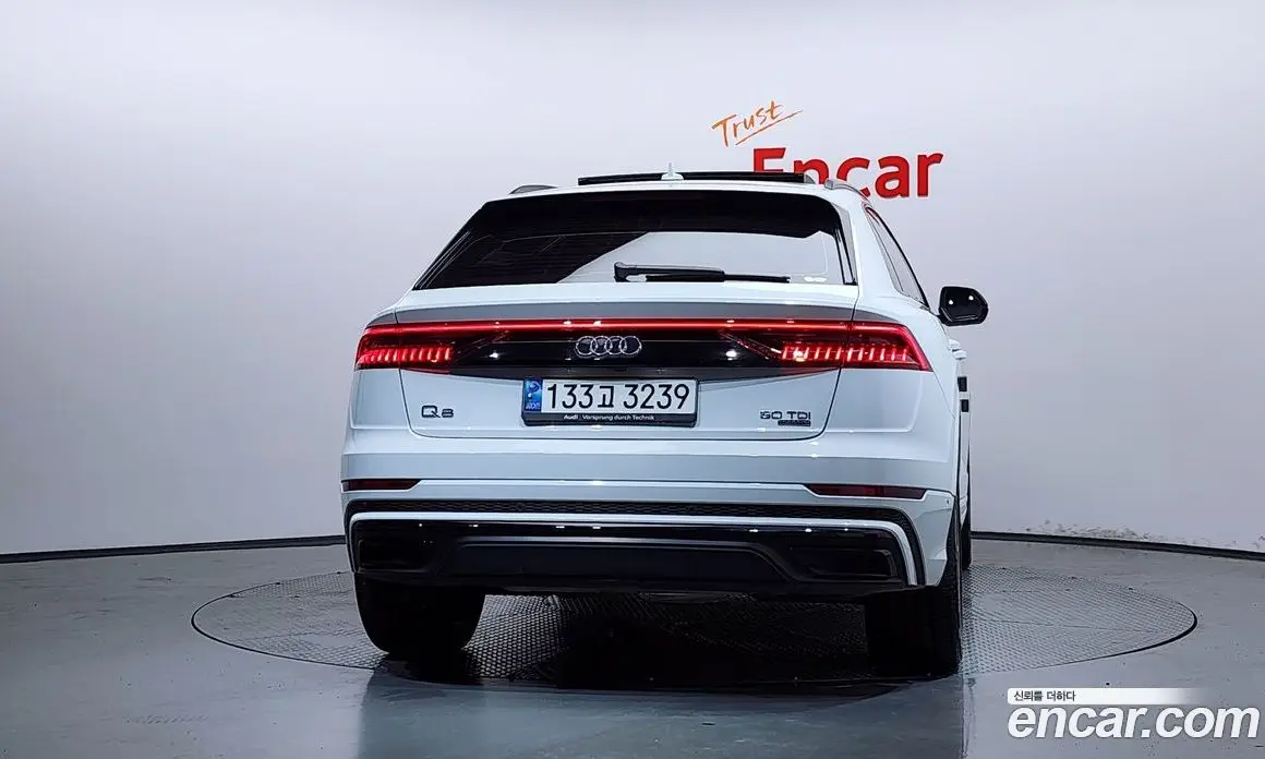 Audi Q8 2023 3.0 автомат (гидро), фото 4 Audi Q8 2023 3.0 автомат (гидро), фото 4