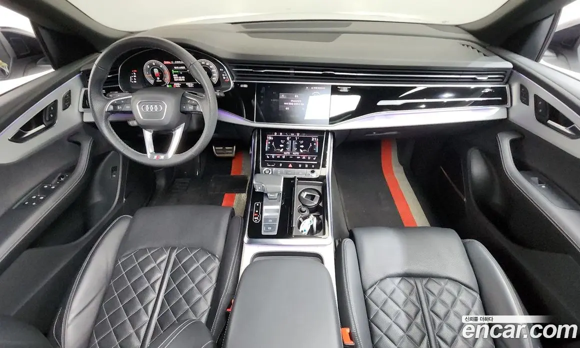 Audi Q8 2023 3.0 автомат (гидро), фото 10 Audi Q8 2023 3.0 автомат (гидро), фото 10