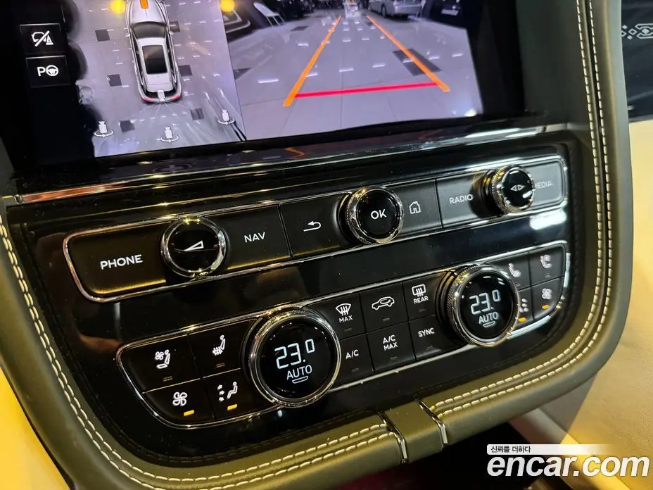 Bentley Bentayga 2024 4.0 автомат (гидро), фото 9 Bentley Bentayga 2024 4.0 автомат (гидро), фото 9