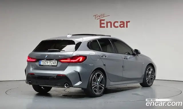 BMW 1 серия, 2022, 15 883 км