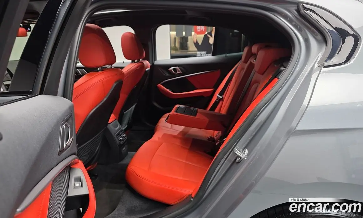 BMW 1 серия 2022 2.0 автомат (гидро), фото 15 BMW 1 серия 2022 2.0 автомат (гидро), фото 15