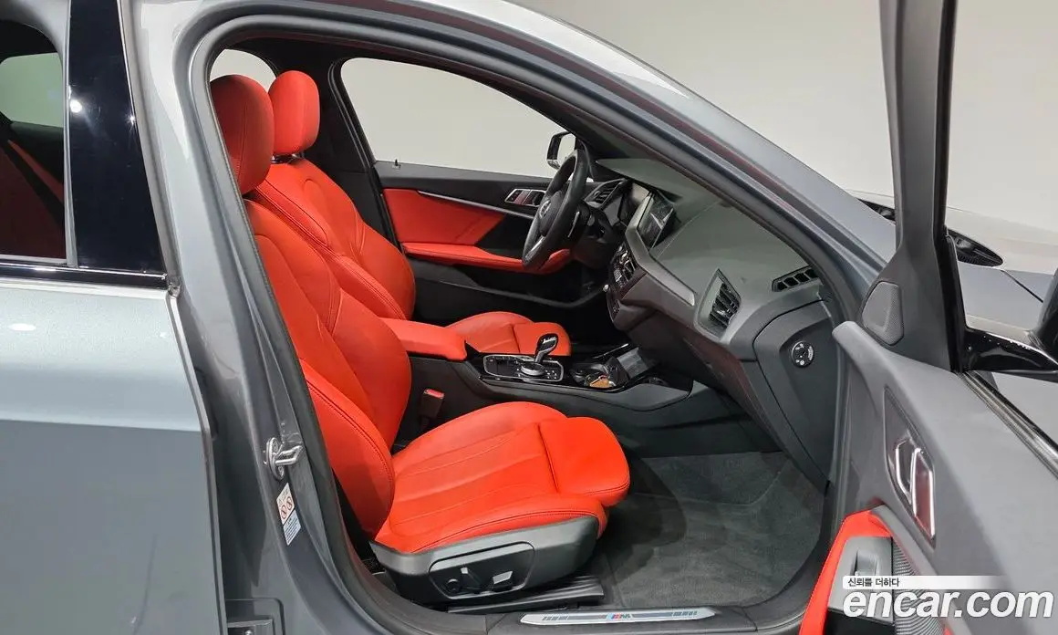 BMW 1 серия 2022 2.0 автомат (гидро), фото 16 BMW 1 серия 2022 2.0 автомат (гидро), фото 16