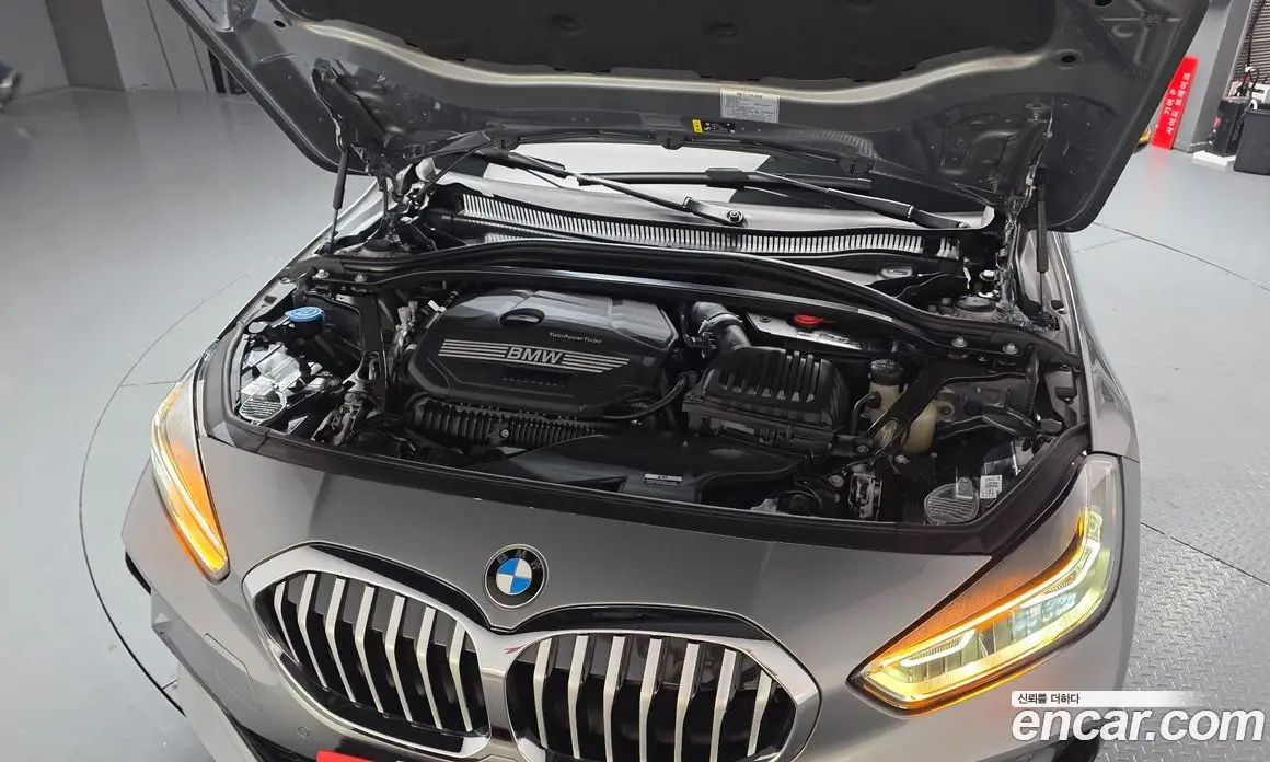 BMW 1 серия 2022 2.0 автомат (гидро), фото 5 BMW 1 серия 2022 2.0 автомат (гидро), фото 5
