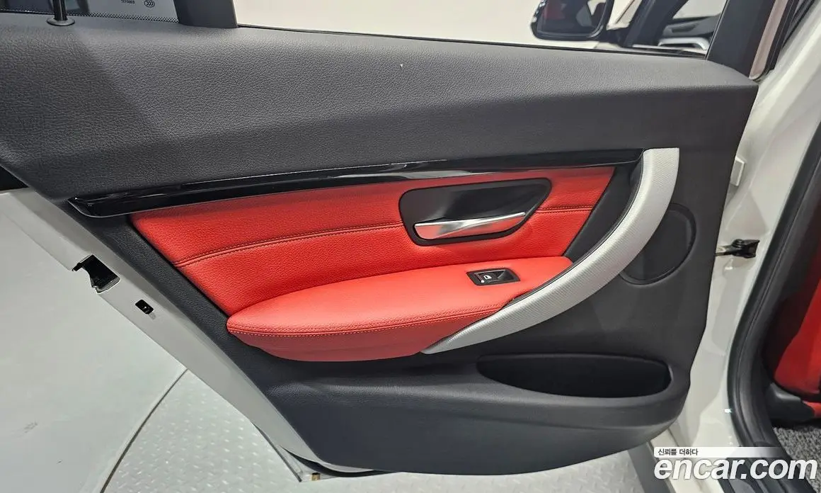 BMW 3 серия 2016 2.0 автомат (гидро), фото 14 BMW 3 серия 2016 2.0 автомат (гидро), фото 14