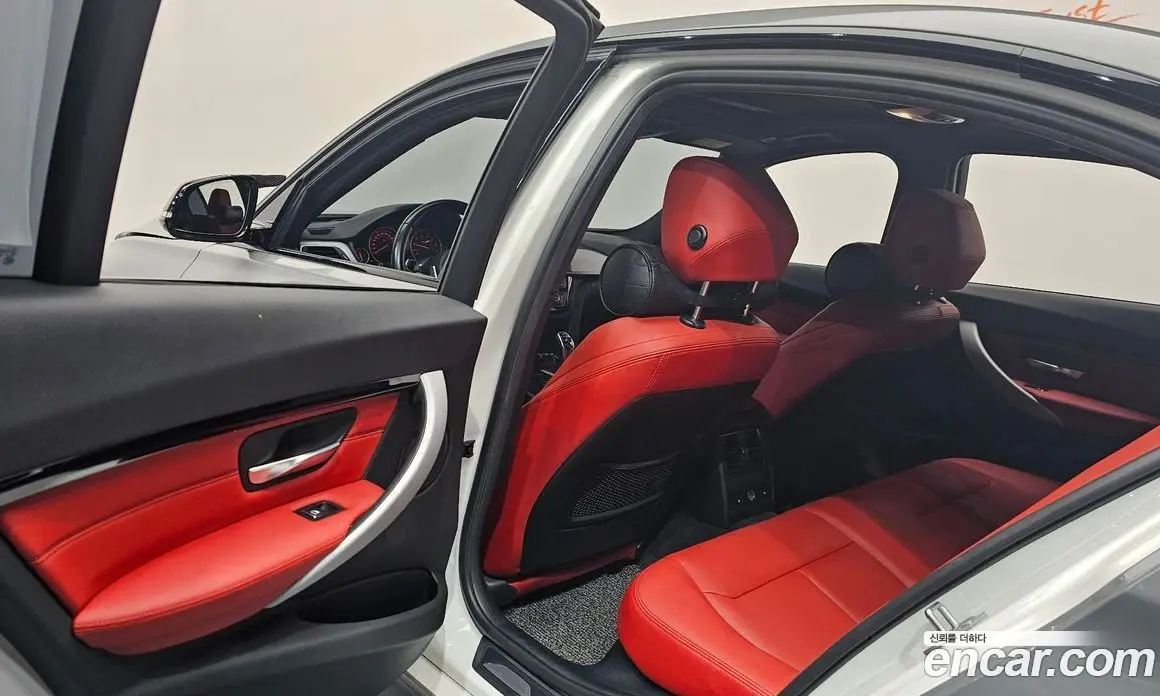 BMW 3 серия 2016 2.0 автомат (гидро), фото 27 BMW 3 серия 2016 2.0 автомат (гидро), фото 27