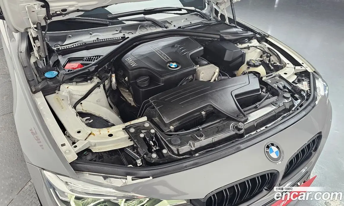 BMW 3 серия 2016 2.0 автомат (гидро), фото 5 BMW 3 серия 2016 2.0 автомат (гидро), фото 5