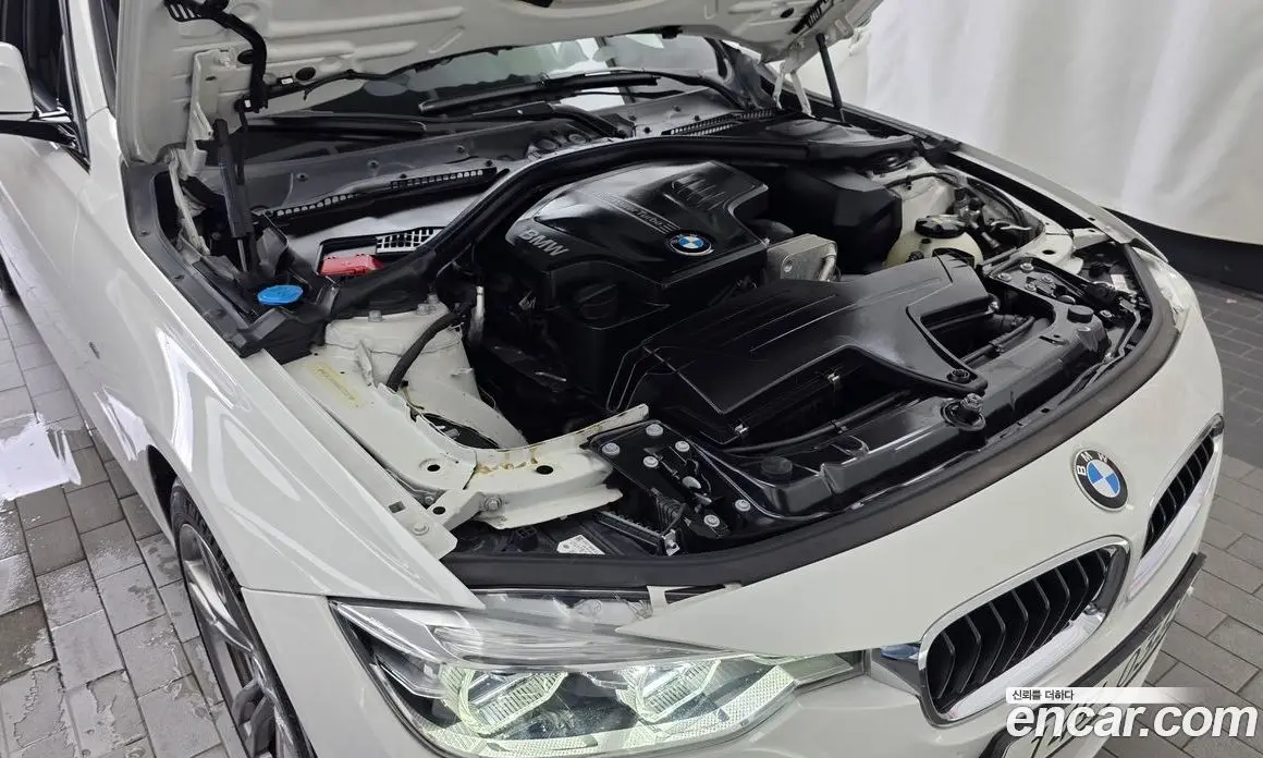 BMW 3 серия 2016 2.0 автомат (гидро), фото 6