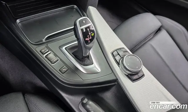 BMW 3 серия 2016 2.0 автомат (гидро), миниатюра 9