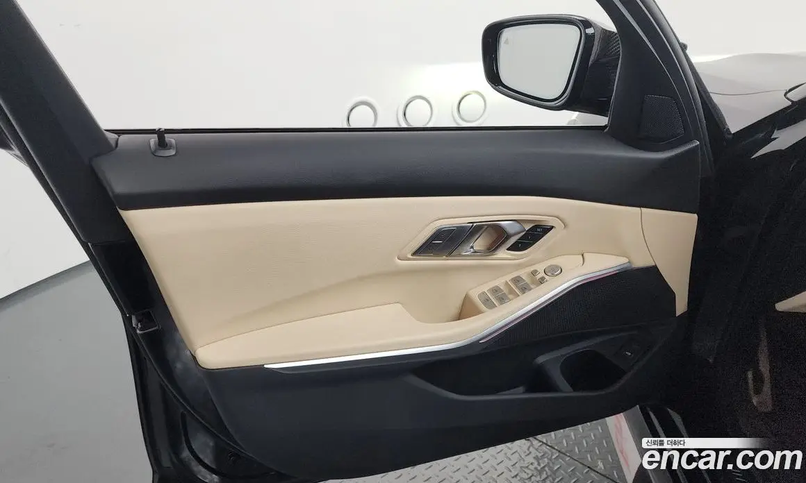 BMW 3 серия 2023 2.0 автомат (гидро), фото 13