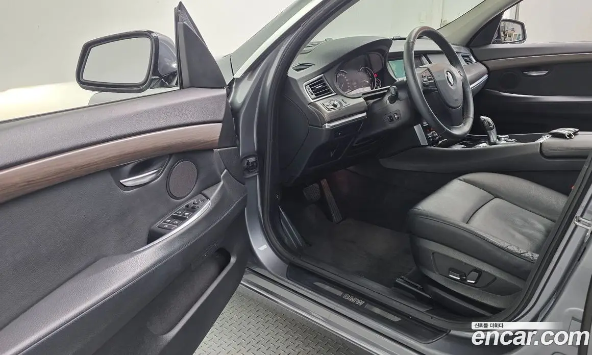 BMW 5 серия 2013 2.0 автомат (гидро), фото 10 BMW 5 серия 2013 2.0 автомат (гидро), фото 10