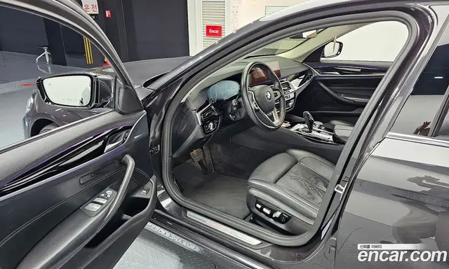 BMW 5 серия 2019 2.0 автомат (гидро), миниатюра 10 BMW 5 серия 2019 2.0 автомат (гидро), миниатюра 10