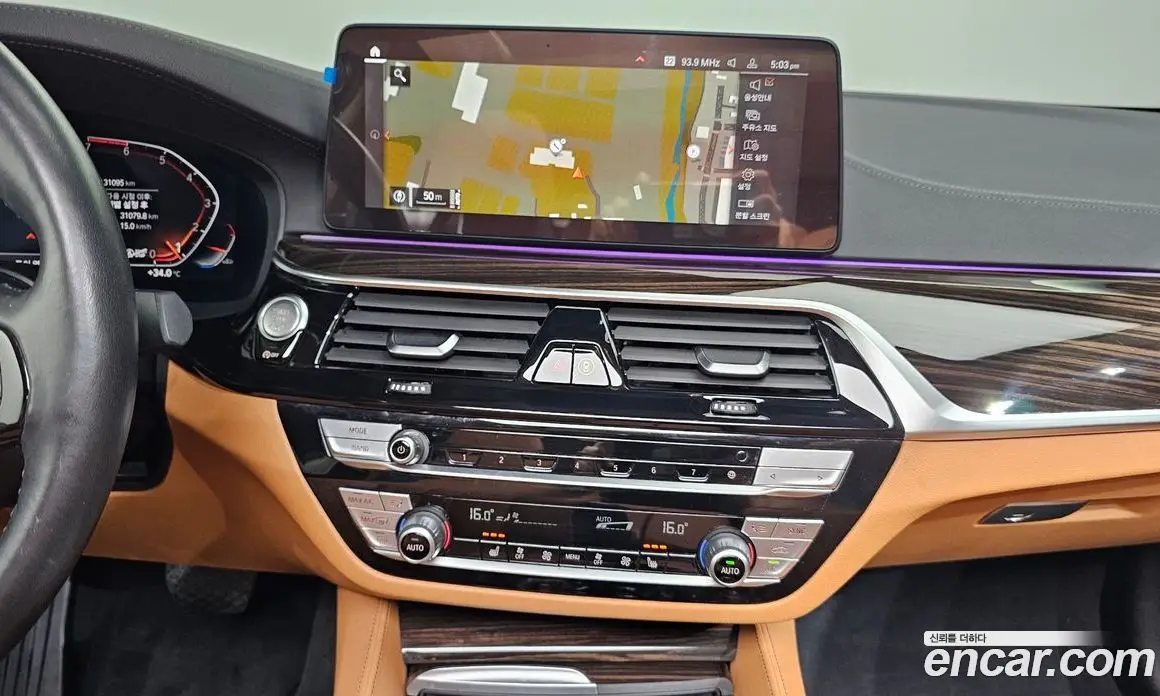 BMW 5 серия 2021 2.0 автомат (гидро), фото 18