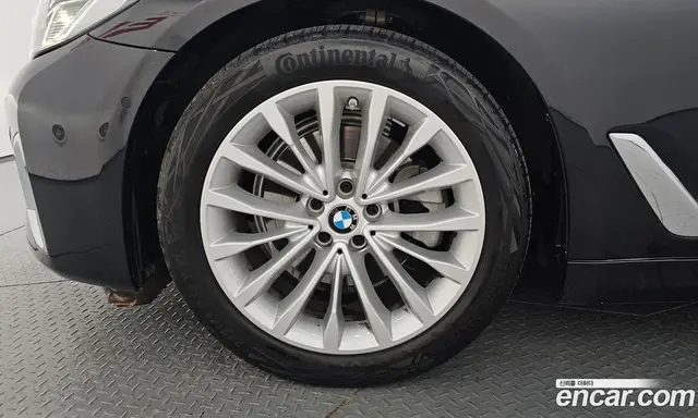BMW 5 серия 2023 2.0 автомат (гидро), миниатюра 5 BMW 5 серия 2023 2.0 автомат (гидро), миниатюра 5