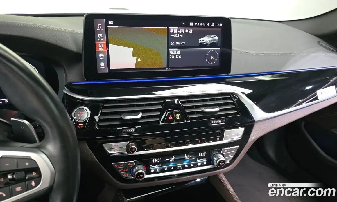 BMW 5 серия 2023 2.0 автомат (гидро), фото 20