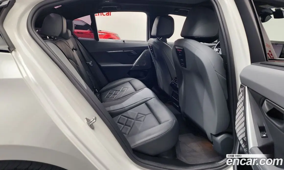 BMW 5 серия 2024 2.0 автомат (гидро), фото 17 BMW 5 серия 2024 2.0 автомат (гидро), фото 17