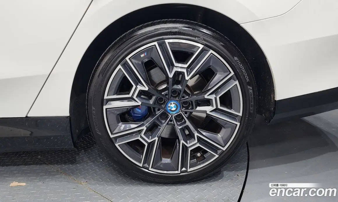 BMW 5 серия 2024 2.0 автомат (гидро), фото 7 BMW 5 серия 2024 2.0 автомат (гидро), фото 7