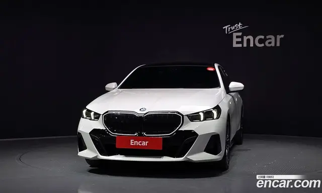 BMW 5 серия 2024 2.0 автомат (гидро), миниатюра 3 BMW 5 серия 2024 2.0 автомат (гидро), миниатюра 3