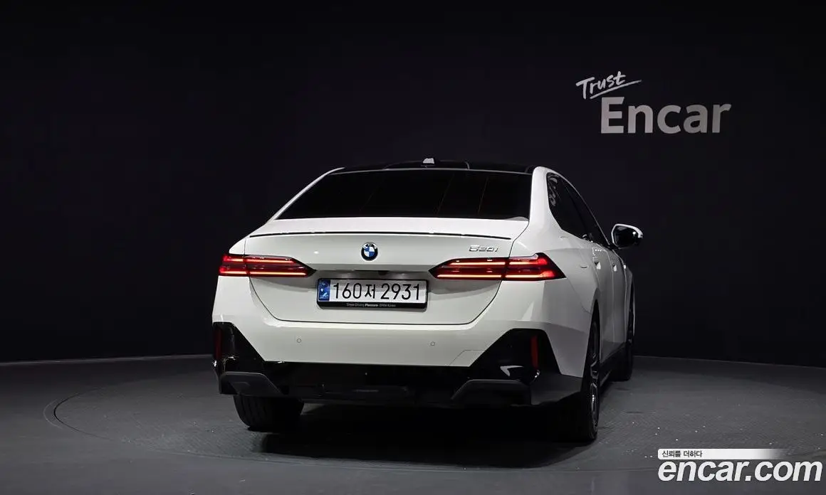BMW 5 серия 2024 2.0 автомат (гидро), фото 4 BMW 5 серия 2024 2.0 автомат (гидро), фото 4