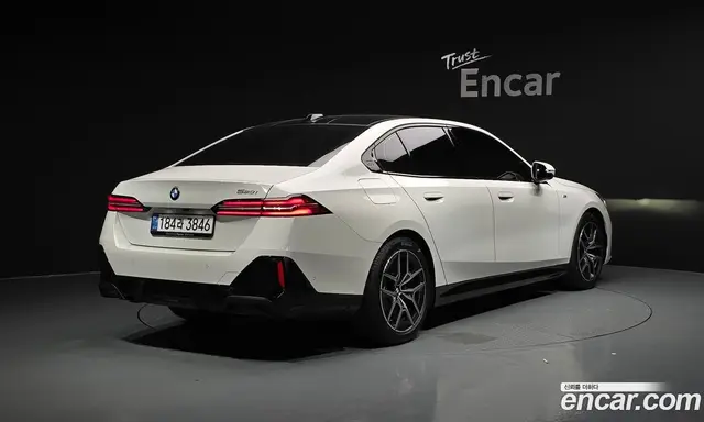 BMW 5 серия 2025 2.0 автомат (гидро), миниатюра 2