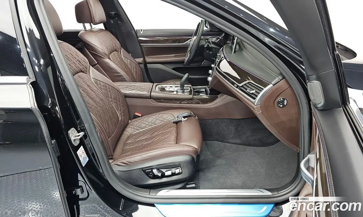 BMW 7 серия 2021 3.0 автомат (гидро), фото 16 BMW 7 серия 2021 3.0 автомат (гидро), фото 16