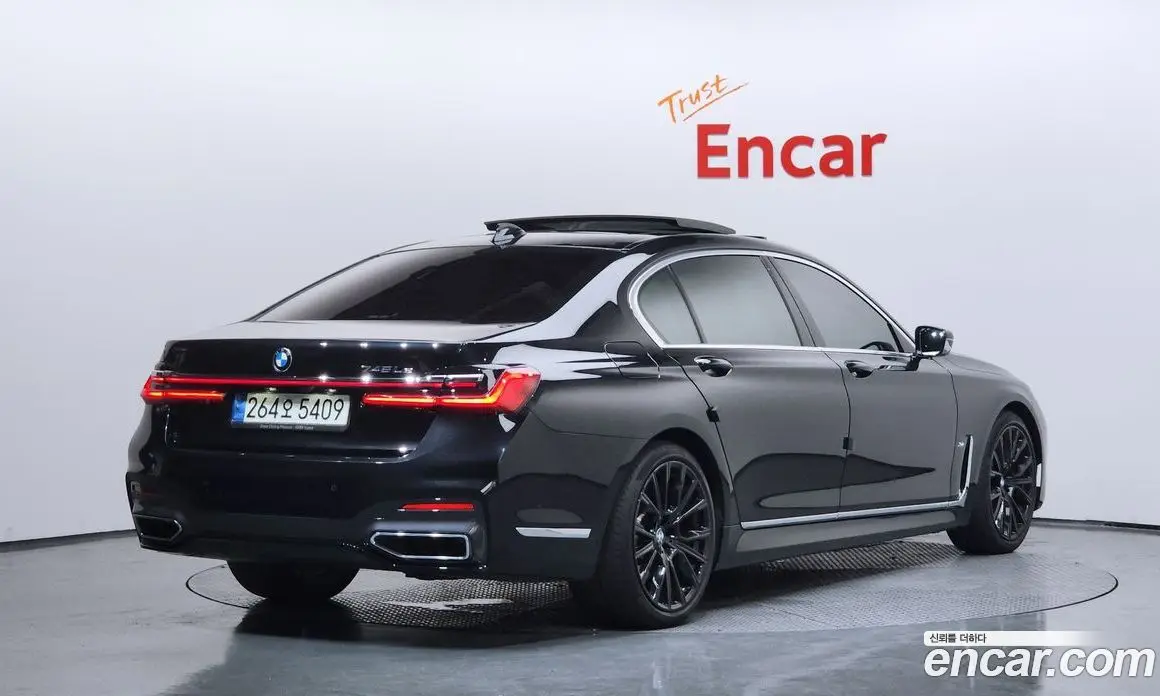 BMW 7 серия 2021 3.0 автомат (гидро), фото 2 BMW 7 серия 2021 3.0 автомат (гидро), фото 2