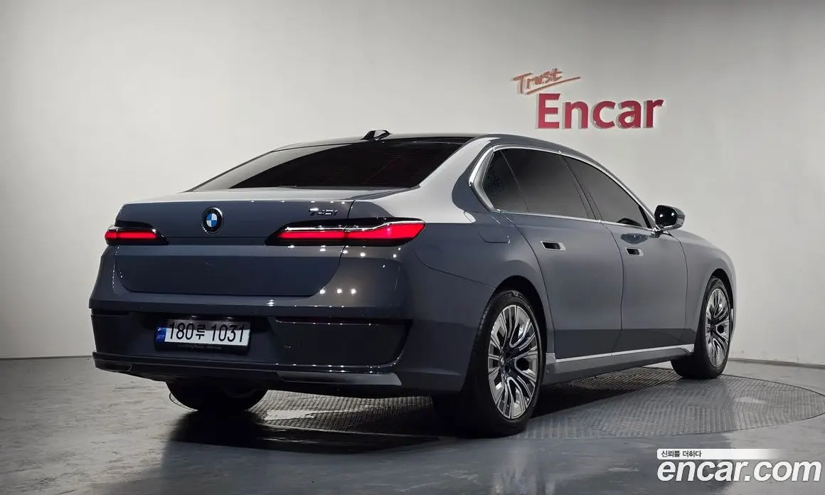 BMW 7 серия 2023 3.0 автомат (гидро), фото 2 BMW 7 серия 2023 3.0 автомат (гидро), фото 2