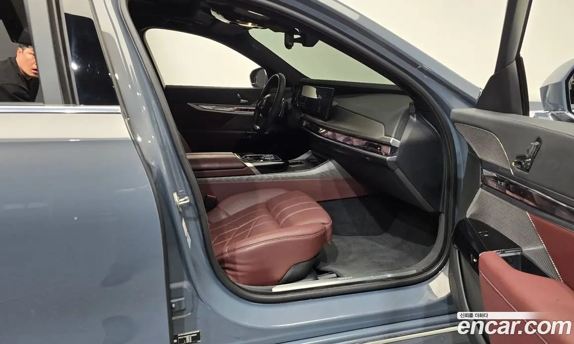 BMW 7 серия 2023 3.0 автомат (гидро), фото 16 BMW 7 серия 2023 3.0 автомат (гидро), фото 16