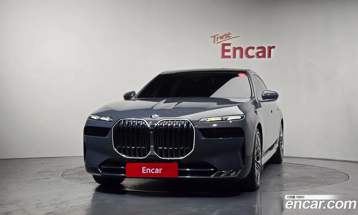 BMW 7 серия 2023 3.0 автомат (гидро), фото 3 BMW 7 серия 2023 3.0 автомат (гидро), фото 3