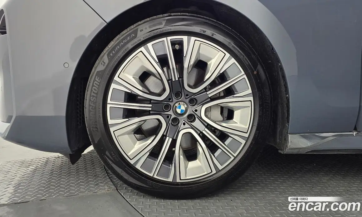 BMW 7 серия 2023 3.0 автомат (гидро), фото 5 BMW 7 серия 2023 3.0 автомат (гидро), фото 5