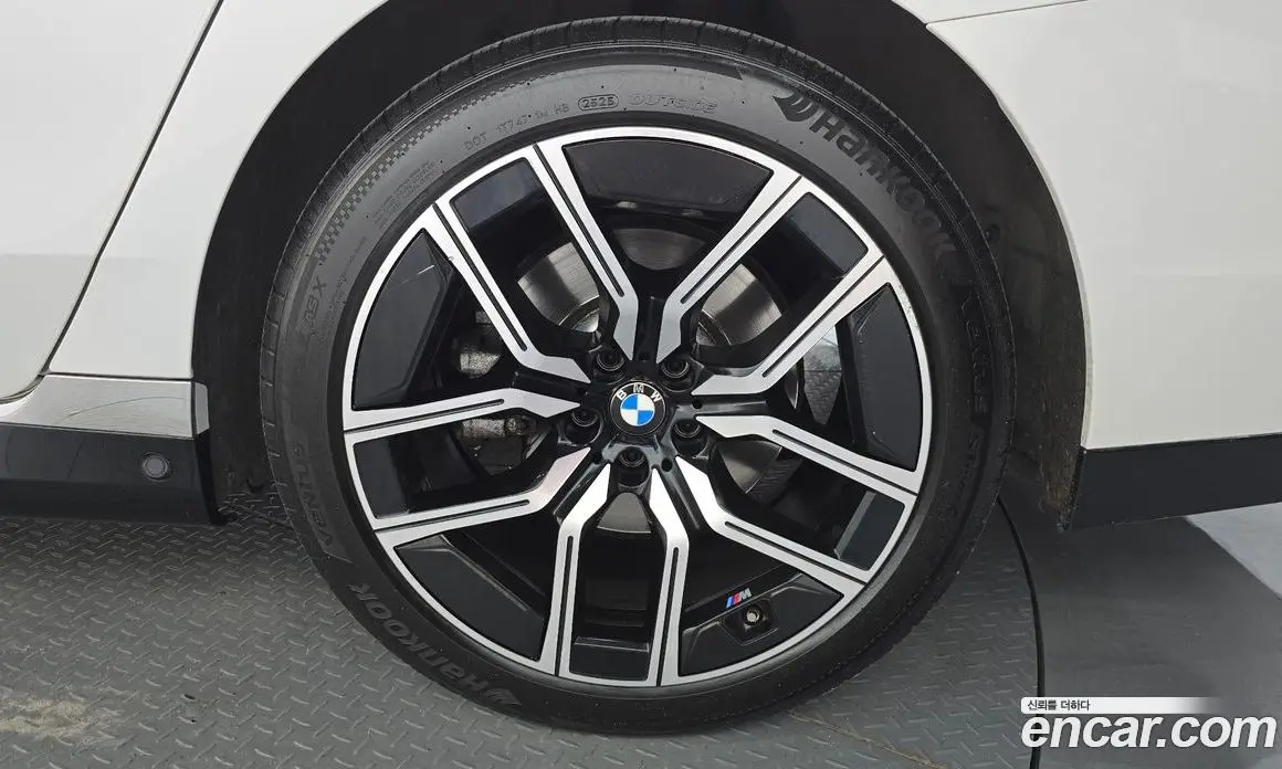 BMW 7 серия 2024 3.0 автомат (гидро), фото 6 BMW 7 серия 2024 3.0 автомат (гидро), фото 6