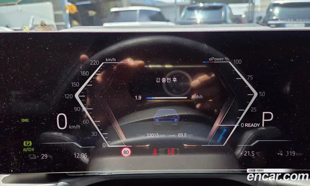 BMW i4 2023 автомат (гидро), миниатюра 8