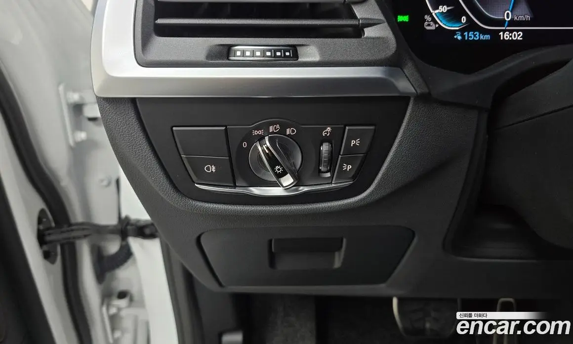 BMW iX3 2024 0.2 автомат (гидро), фото 24