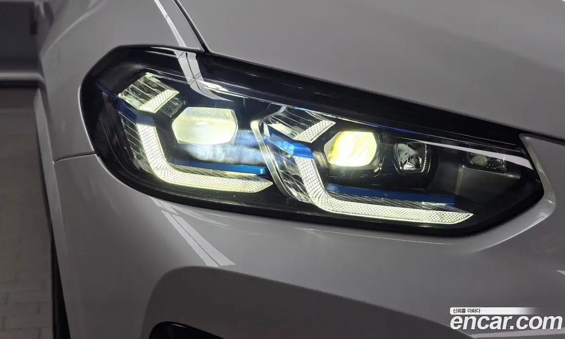 BMW iX3 2024 0.2 автомат (гидро), фото 7