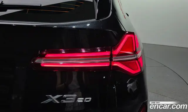 BMW X3 2026 2.0 автомат (гидро), миниатюра 9