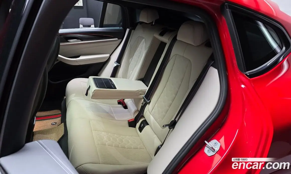 BMW X4M 2021 3.0 автомат (гидро), фото 18 BMW X4M 2021 3.0 автомат (гидро), фото 18