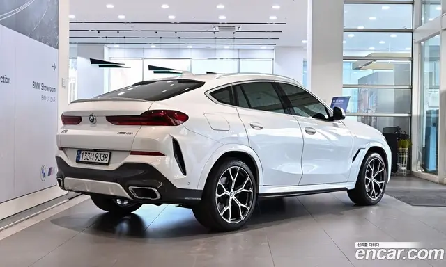 BMW X6 2022 3.0 автомат (гидро), миниатюра 2
