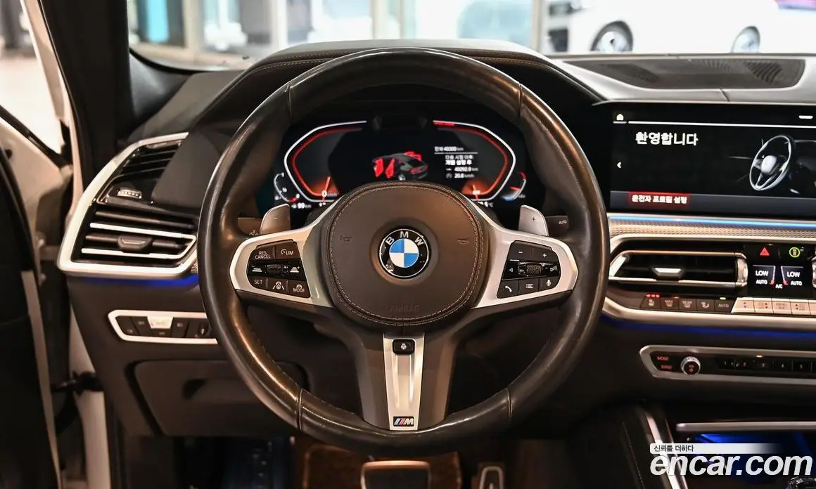 BMW X6 2022 3.0 автомат (гидро), фото 16