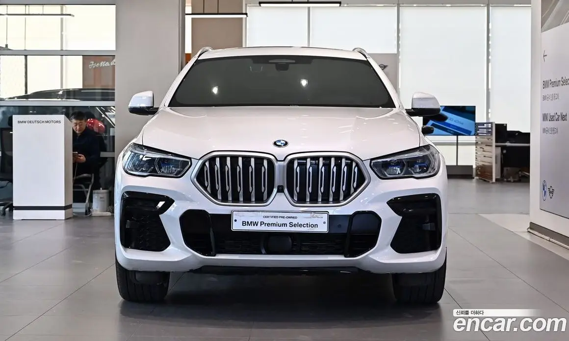 BMW X6 2022 3.0 автомат (гидро), фото 3
