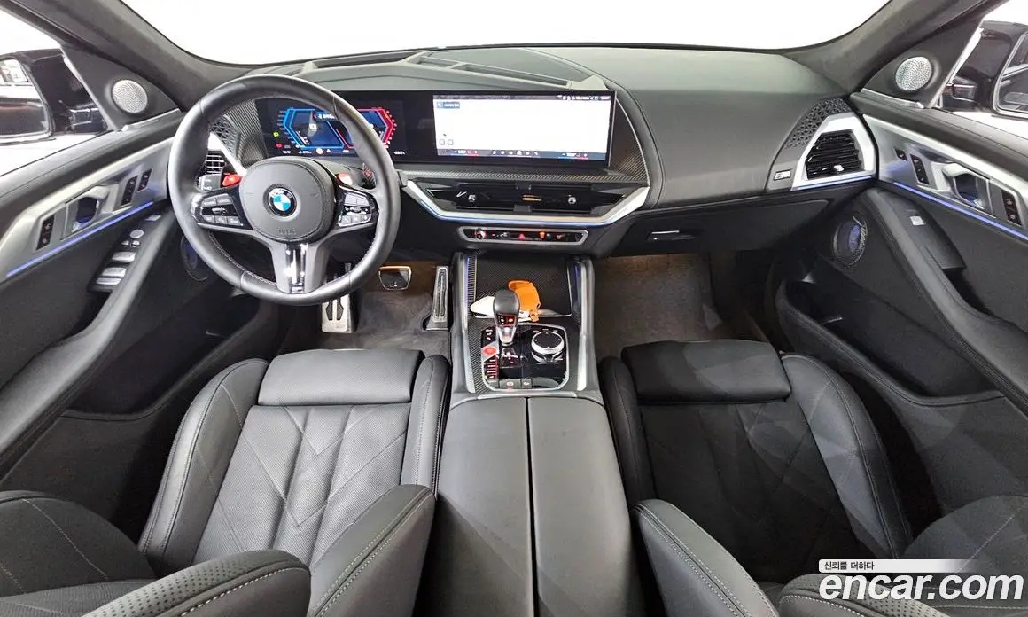 BMW XM 2024 4.4 автомат (гидро), фото 10