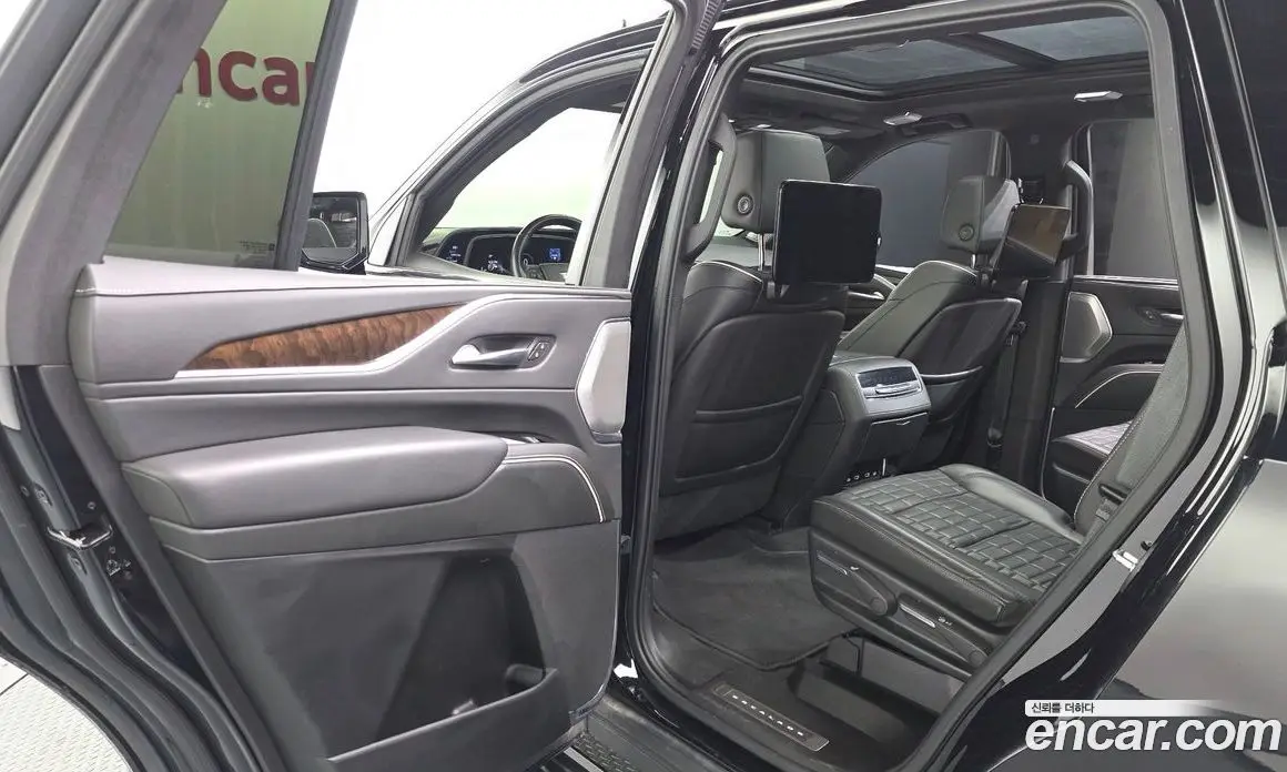 Cadillac Escalade 2021 6.2 автомат (гидро), фото 16 Cadillac Escalade 2021 6.2 автомат (гидро), фото 16
