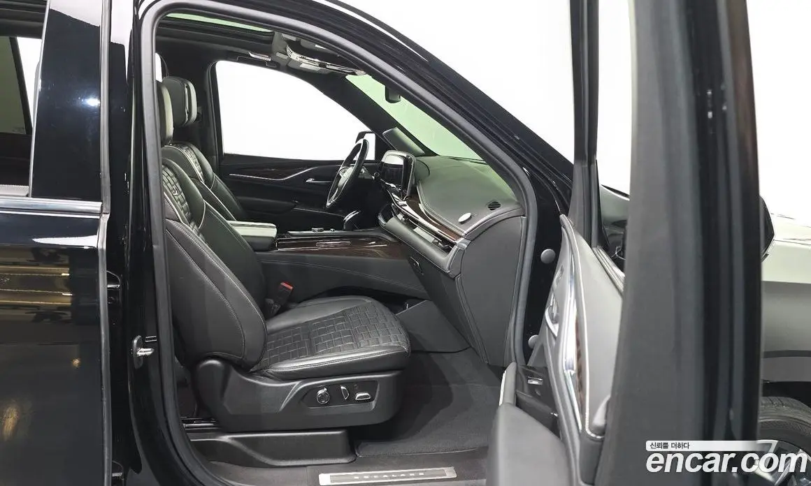 Cadillac Escalade 2021 6.2 автомат (гидро), фото 17 Cadillac Escalade 2021 6.2 автомат (гидро), фото 17