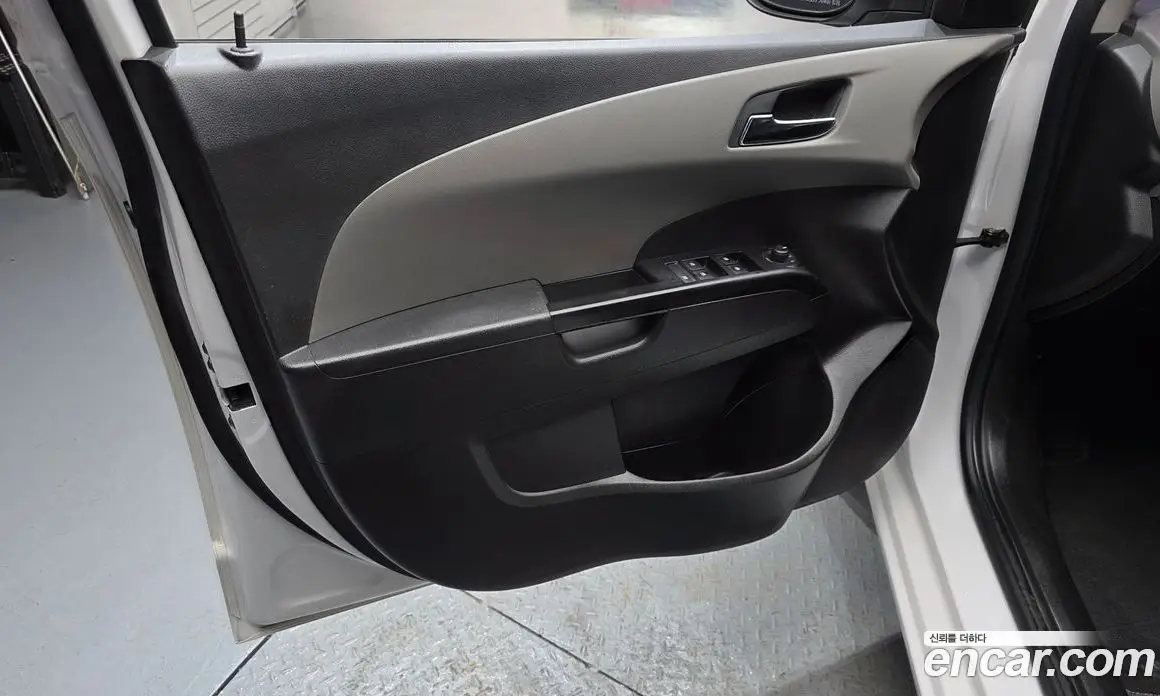Chevrolet Aveo 2016 1.4 автомат (гидро), фото 14 Chevrolet Aveo 2016 1.4 автомат (гидро), фото 14