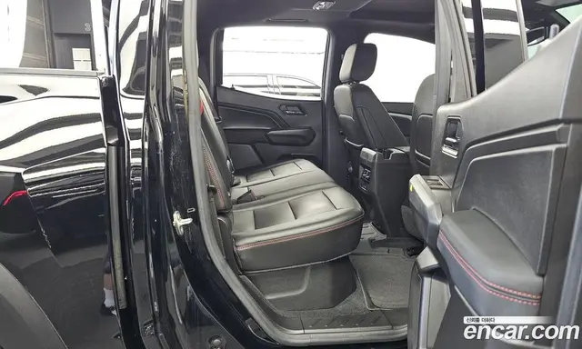 Chevrolet Colorado 2023 2.7 автомат (гидро), миниатюра 12